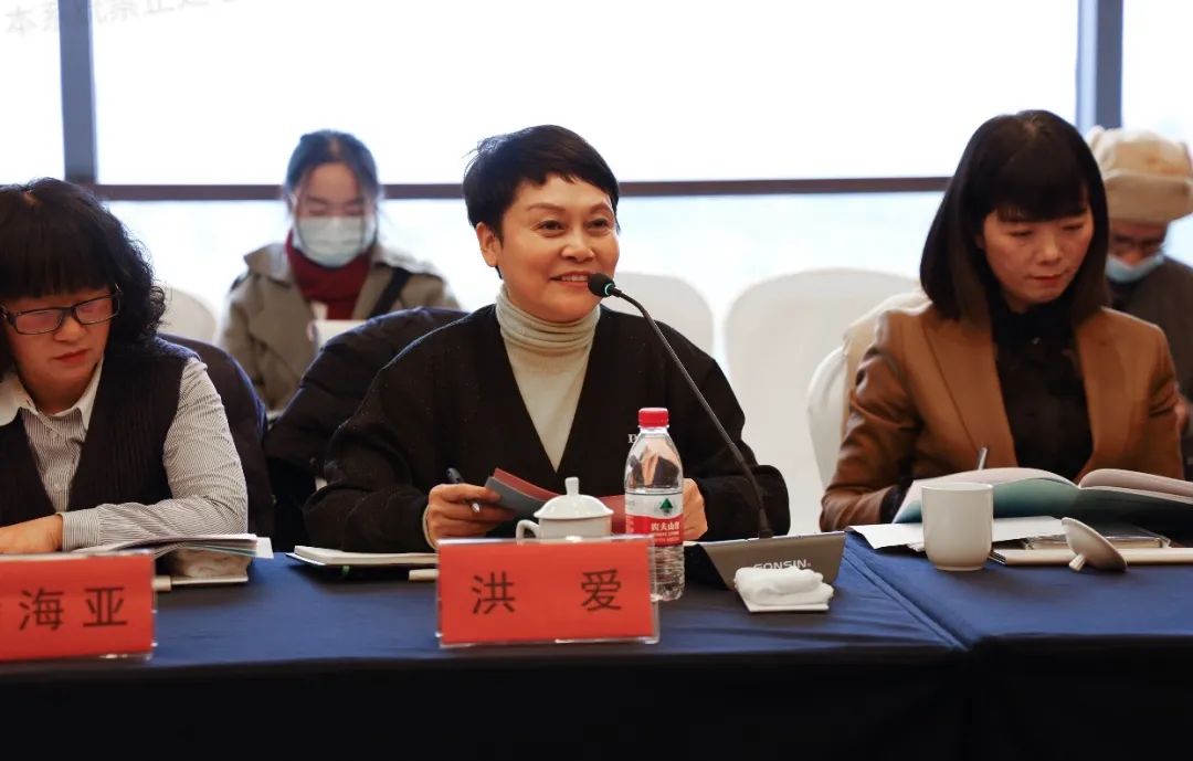 共同富裕巾帼在行动台州市女企业家协会代表座谈话共富