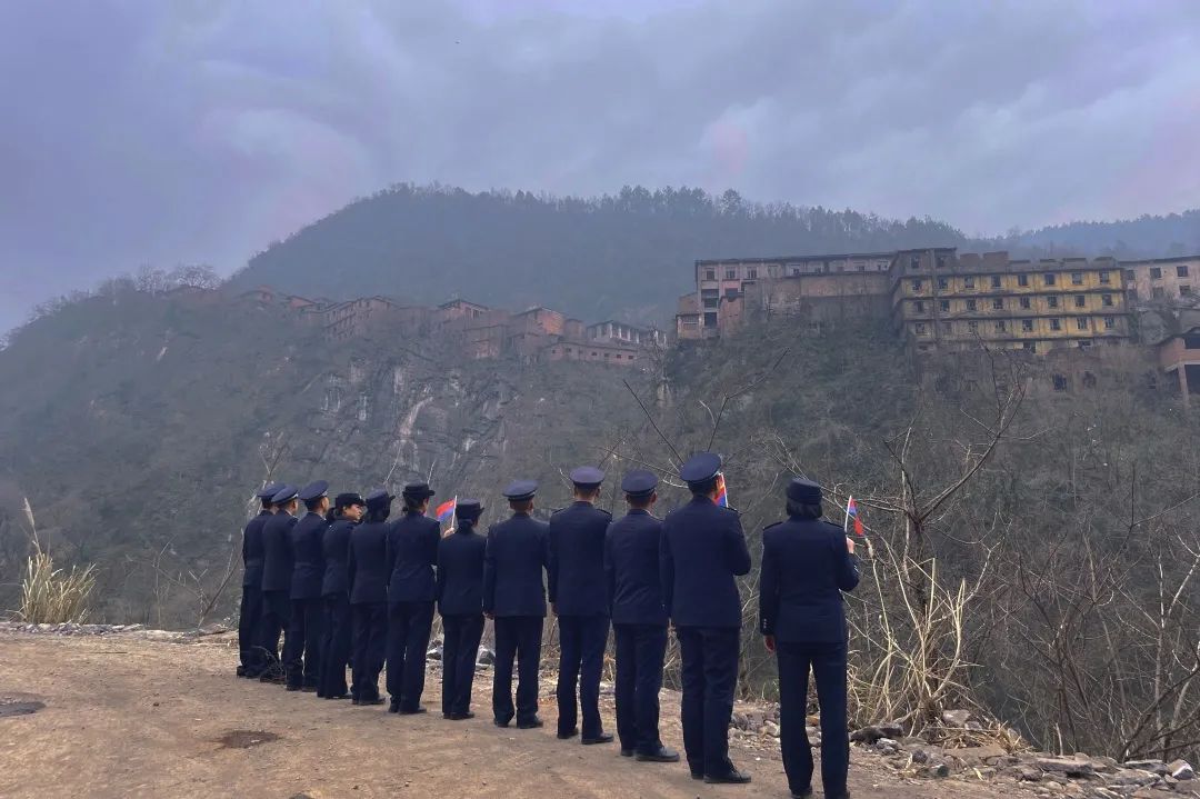 15名"小鲜肉"回到了"老家—广元监狱老基地原荣山煤矿,回到了那段