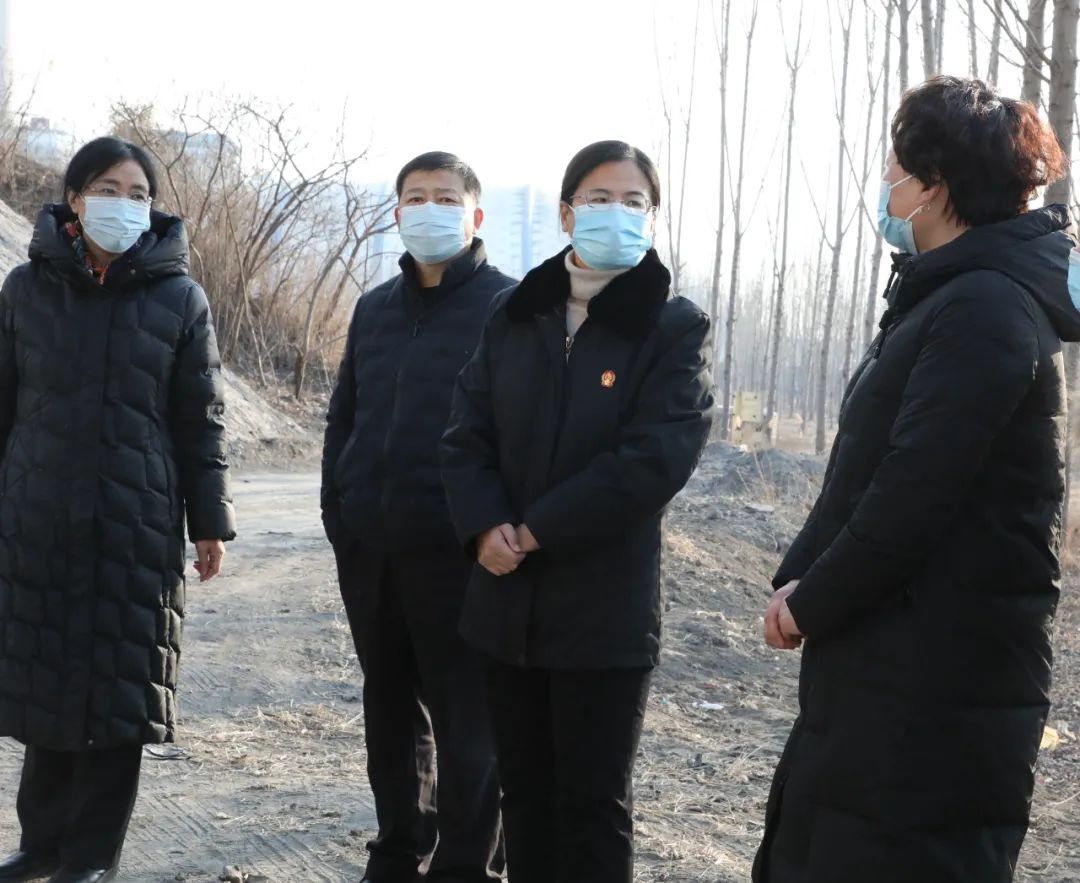 衡水市桃城区法院党组书记院长张晓慈慰问铁路护路干警