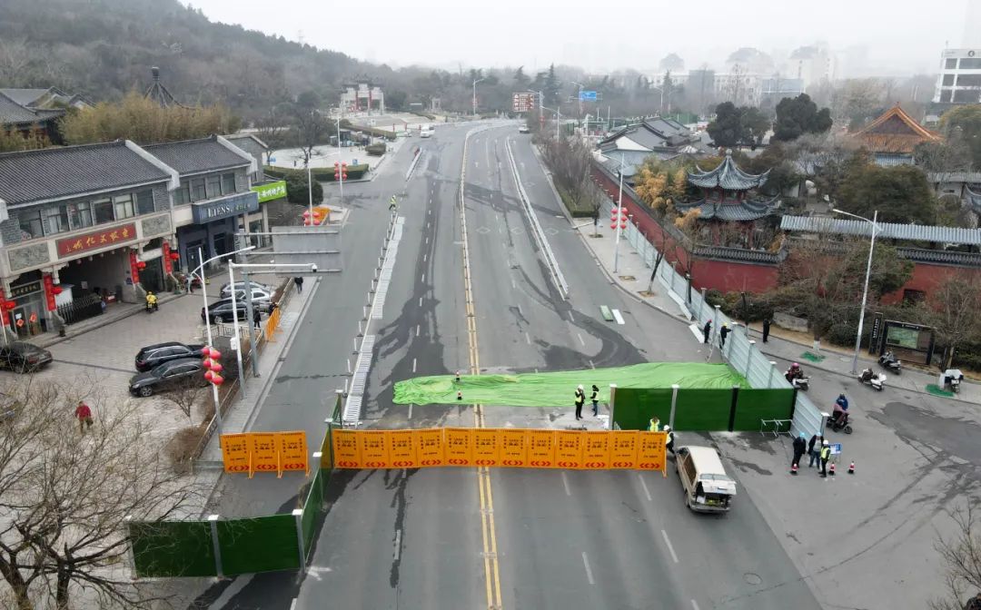 道路全封闭徐州和平路隧道开工