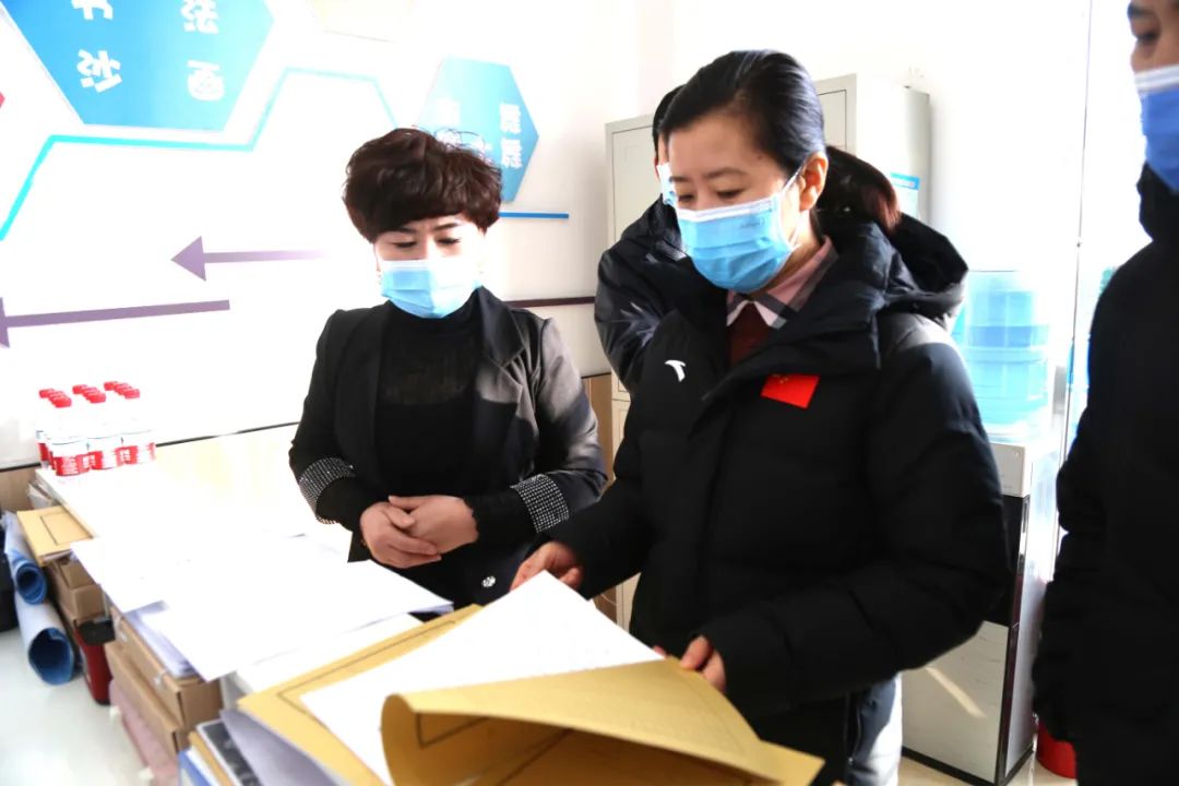 落实双减政策王翠翠调研督导双减提出加强监管严肃查处