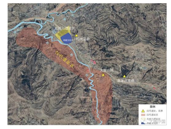 发掘区正射影像及不同时期遗存分布其中仰韶文化遗址位于川内两河交汇