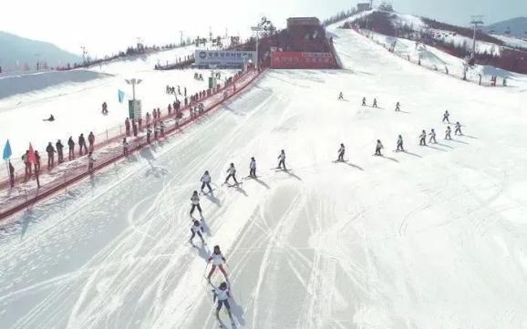 临夏2个滑雪场获评庆百年迎冬奥甘青滑雪运动胜地