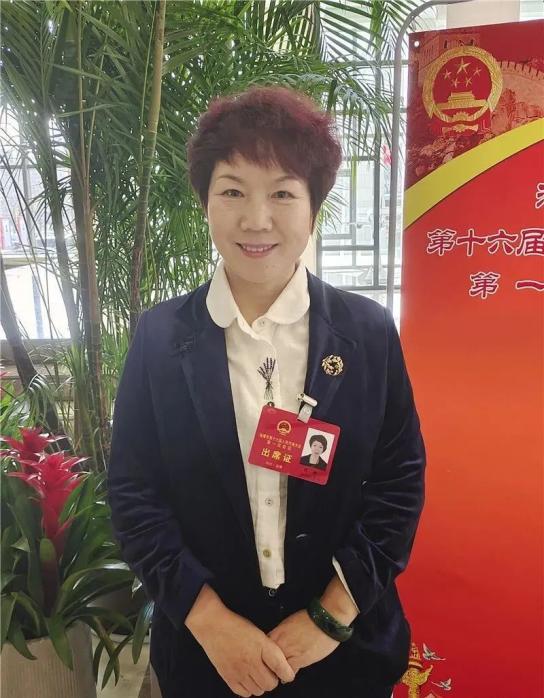 淄博市女人大代表风采访山东孝之源养老服务产业有限公司总经理博山
