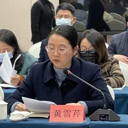 座谈会上,参会女企业家们畅所欲言,王丽丽,甘红,方玲艳,张丛娟,曾小玲