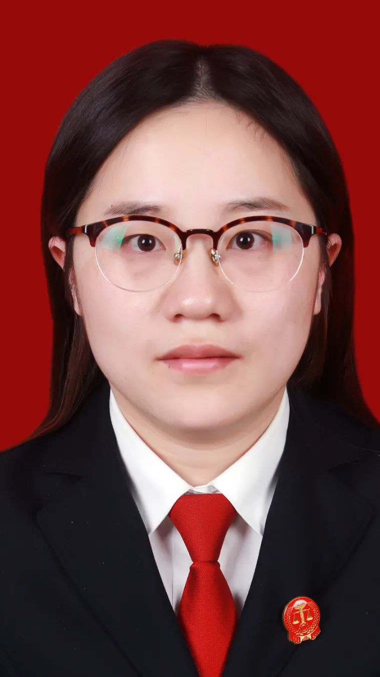 )获市委市政府嘉奖干警1←丁宏 段艳菊→2←李妍霖 林珣→3←肖峥
