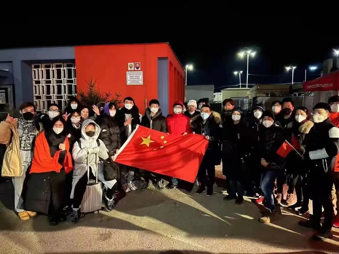 守望相助传递温暖浙籍侨团援助乌克兰撤侨工作综述