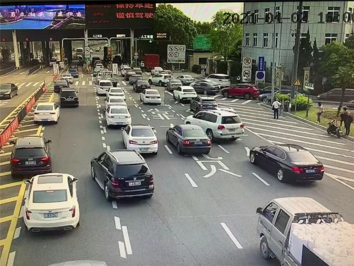 宁波交警发布清明前交通出行提醒本周末会有一波小高峰