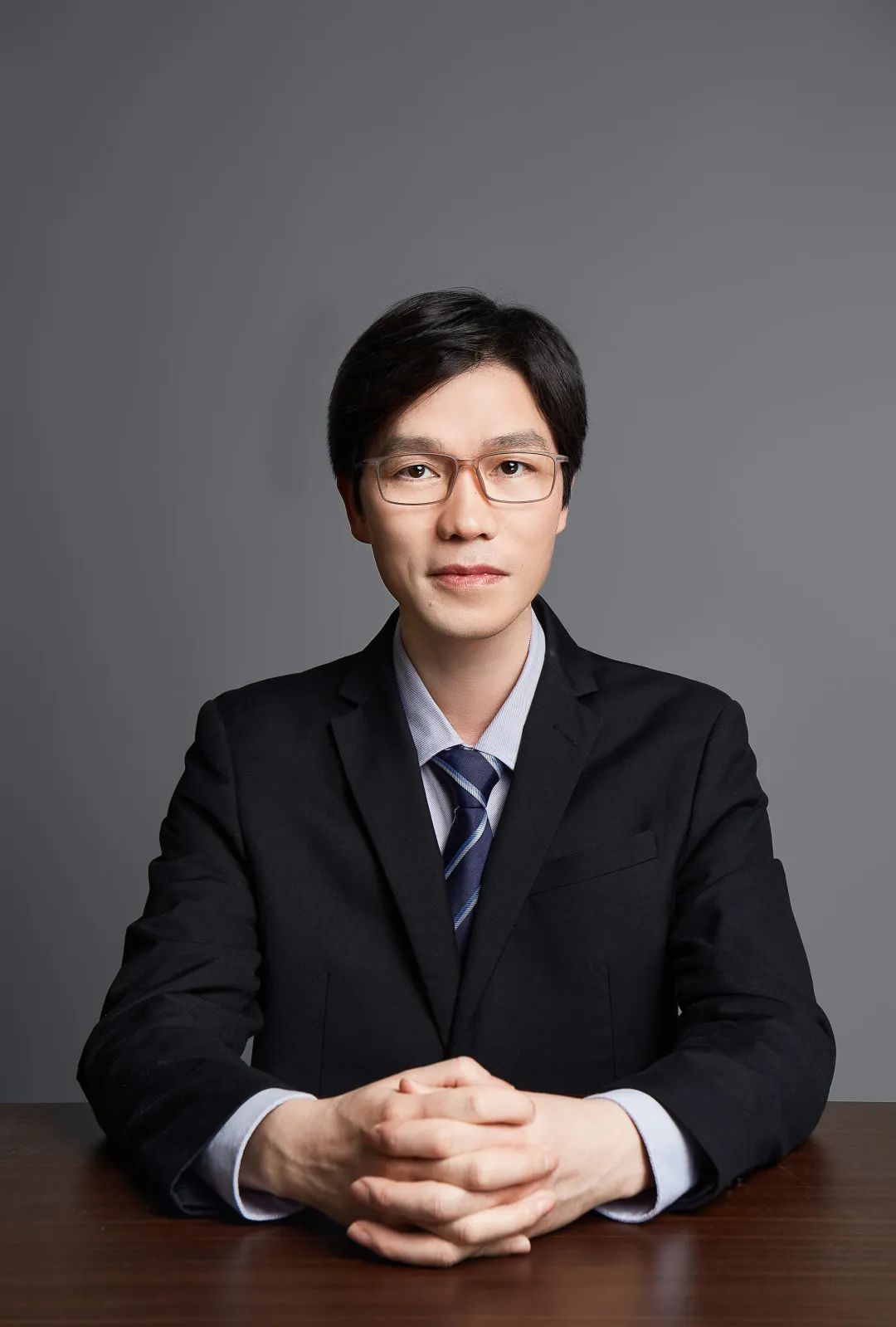 聚焦杭州两会严从根委员耕耘奉献校为家教书育人学为根