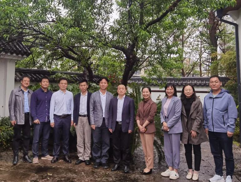 建德市委常委统战部部长郑泽挥赴建德民革党员之家走访调研