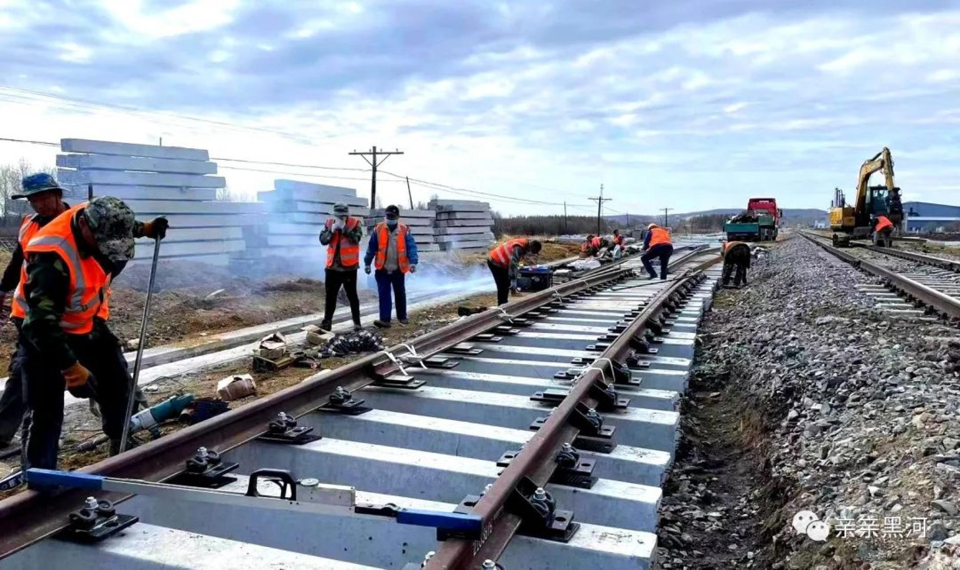 紧盯节点北黑铁路升级改造工程Ⅲ标段项目建设加速推进