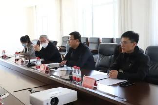 双鸭山市中级人民法院副院长刘庆义一行到尖山区人民法院调研指导行政