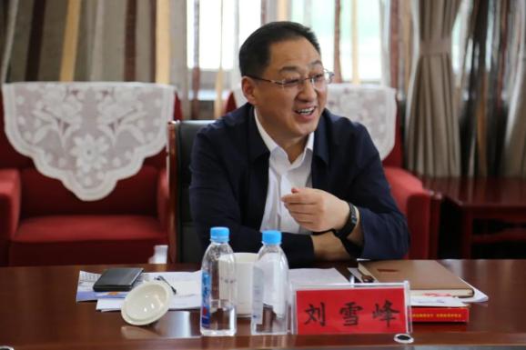 双鸭山中院党组书记院长刘雪峰到集贤法院调研指导工作