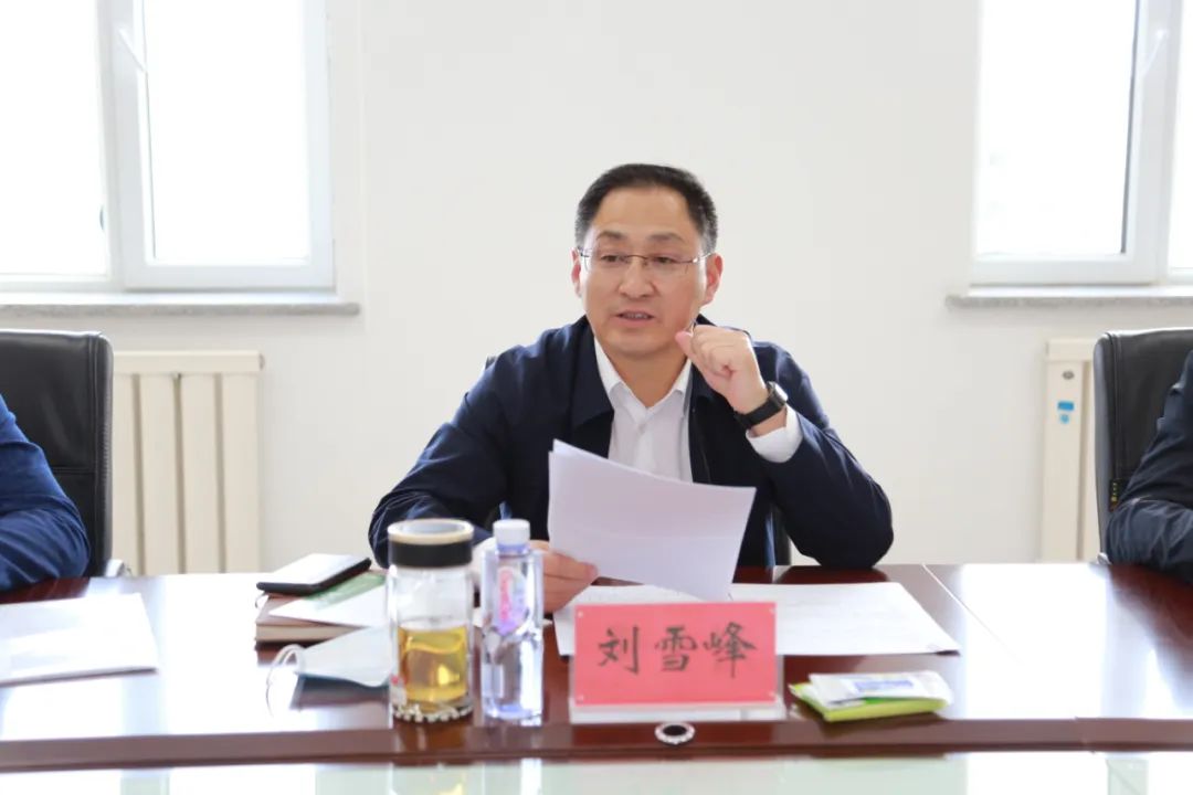 双鸭山中院党组书记院长刘雪峰到饶河法院调研指导工作