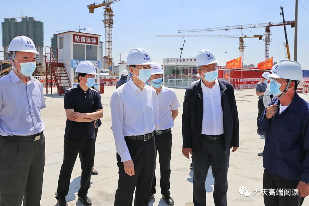陈宏伟带队视察大庆城建重点项目建设