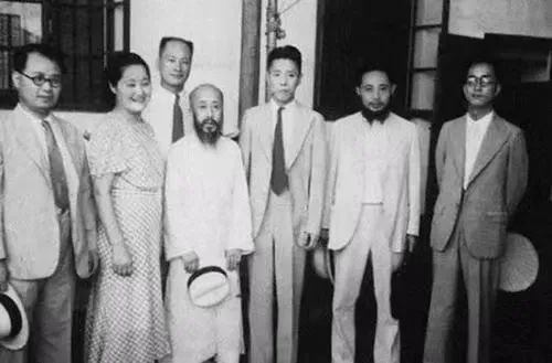 政治交接缅怀民盟先贤沈钧儒重温矢志不渝跟党走的心声