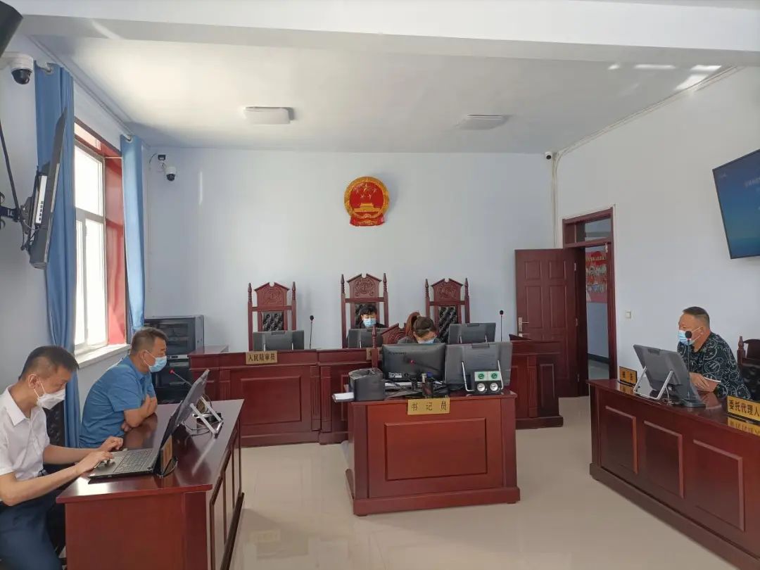 一起金融纠纷案件,这是全盟首家在派出法庭运用区块链技术调解的案件