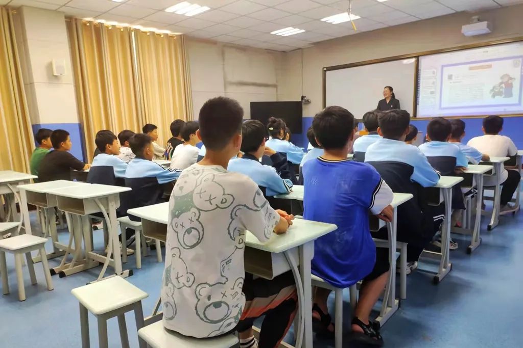 梁欣 新村中心幼儿园穆丽君 高峰头中心小学雷雨 红花问庄小学孙海波