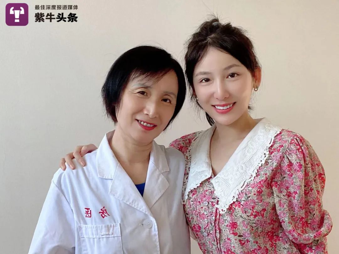纪思璇和母亲的合影