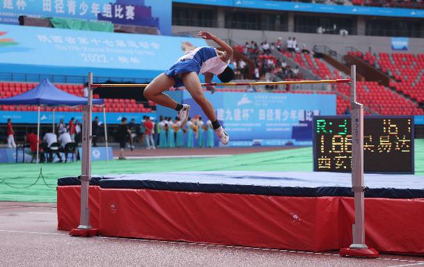 省十七运青少年组田径项目开赛首日共产生31枚金牌