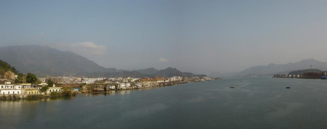 杨萧摄地点:梅城镇梅城大坝附近△2022年△2007年地点:洋溪街道金塘