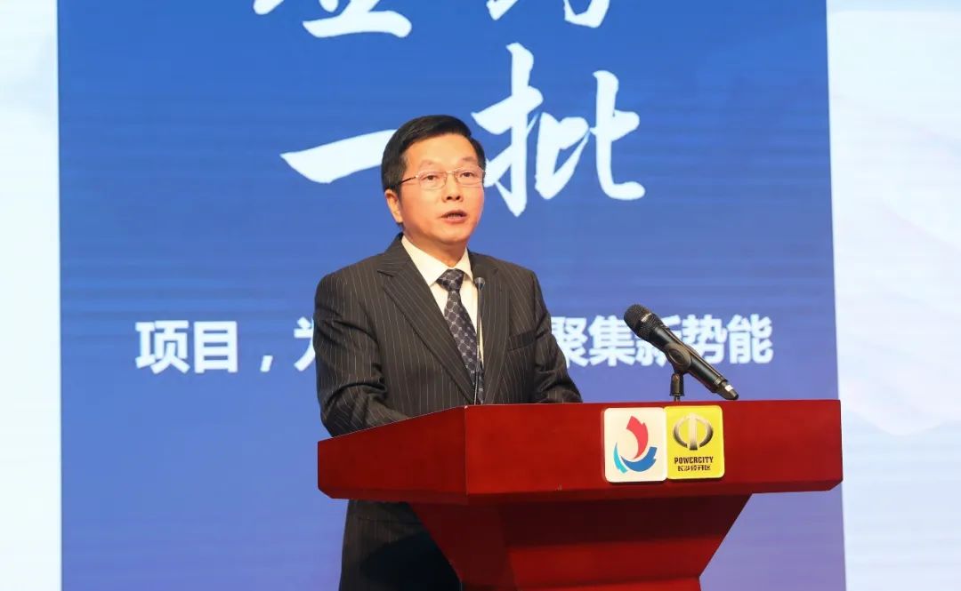 三十而立澎湃当歌
