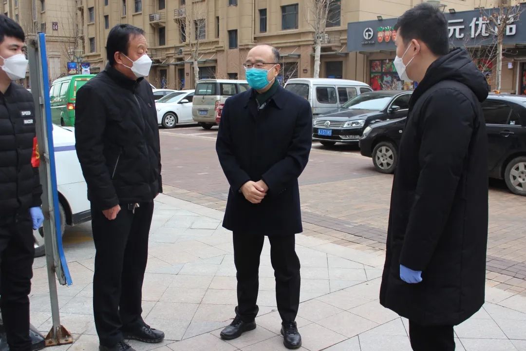 沧州中院党组书记院长闫杰到青县法院督导疫情防控工作慰问一线执勤