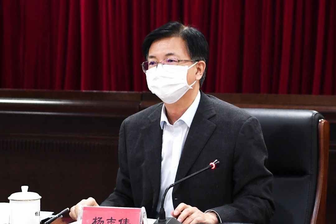 杨志伟主持召开省生态环境厅污染防治攻坚战领导小组会议