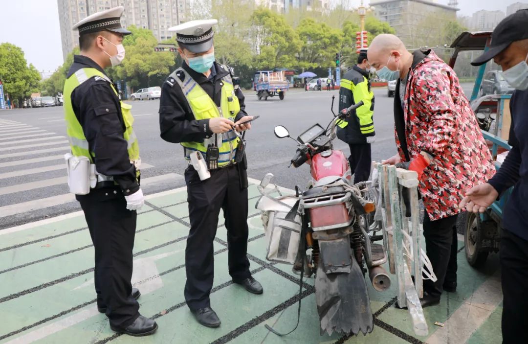 【长虹大道】摩托车,非机动车交通秩序整治行动纪实