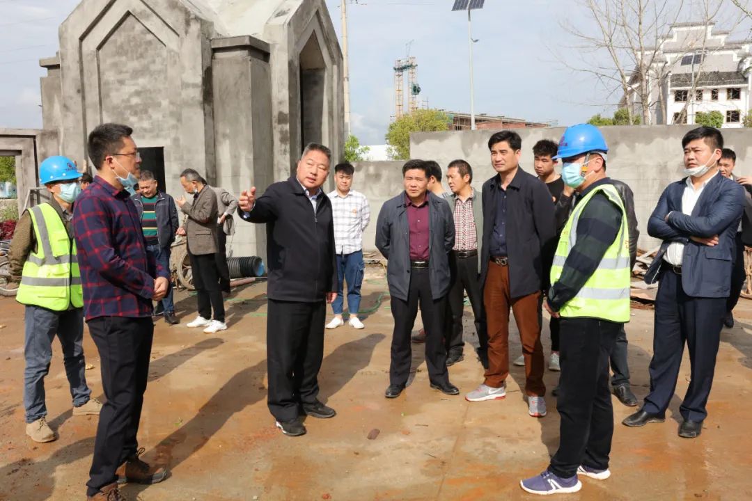 吴自胜乐启文率队调研重点项目建设