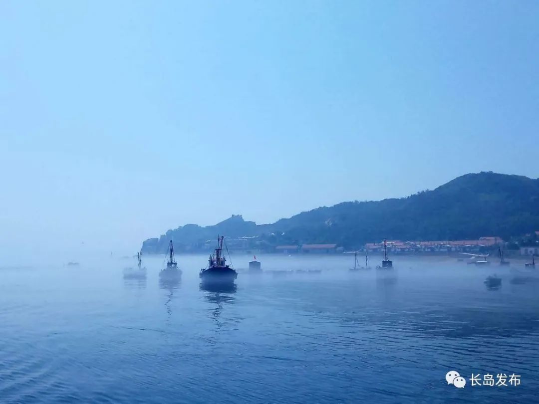 小钦岛的天与海