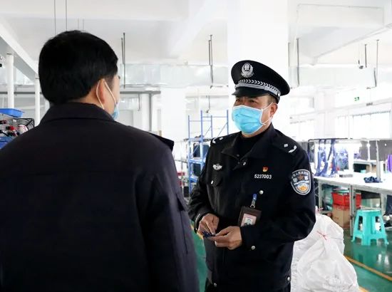 (陶霖总经理了解习艺情况 来源:省六盘水监狱 原标题《封监执勤的"