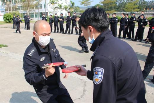 【暖警】缓解民警封闭执勤压力,莆田监狱这么做