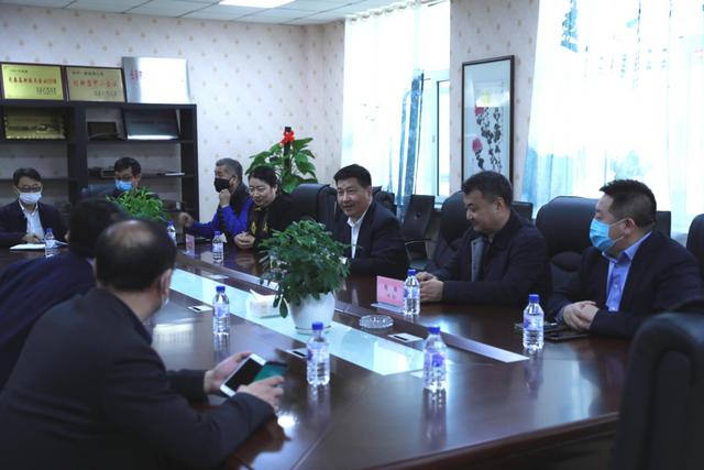 问实情出实招求实效长春市二道区领导服务企业周走访企业解难题