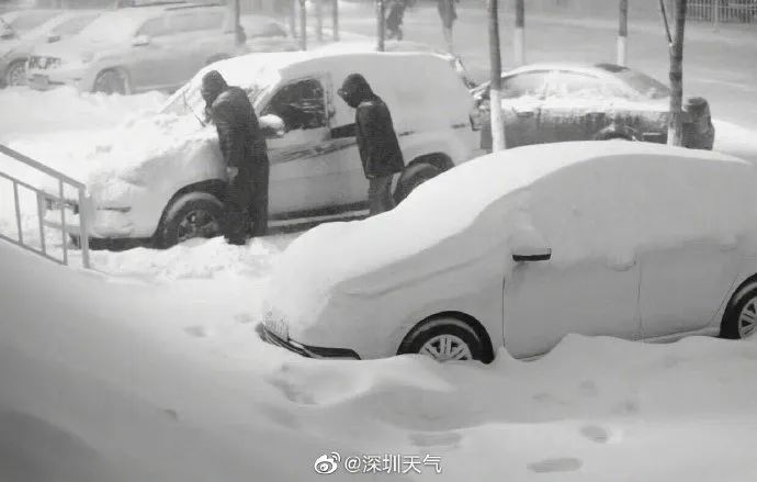 黑龙江特大暴雪上热搜,深圳还是30度 ?莫慌,"免费空调