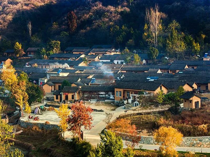 点靓多彩乡村开启振兴新篇河南省信阳市新县