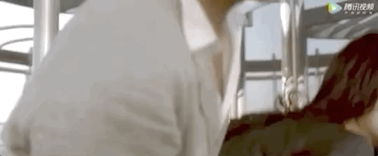 有时候觉得,互联网配不上美丽的姑娘