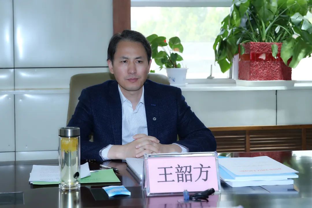 安阳市中院党组成员副院长王韶方莅临文峰区法院督导三项重点工作