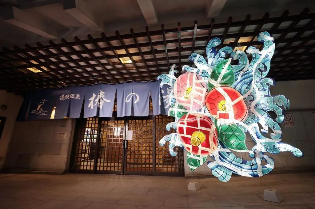 东京版《欲望都市》:蜷川实花华丽绚烂的followers(最新发布)