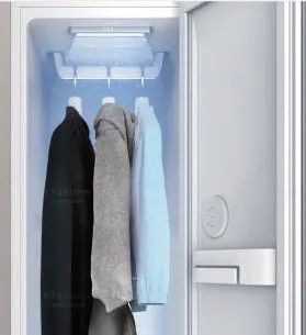 图为有紫外线杀菌功能的衣柜 资料图片