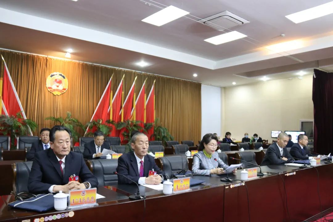 政协四子王旗第十四届委员会副主席:巴特尔,李成义,云志忠,副主席