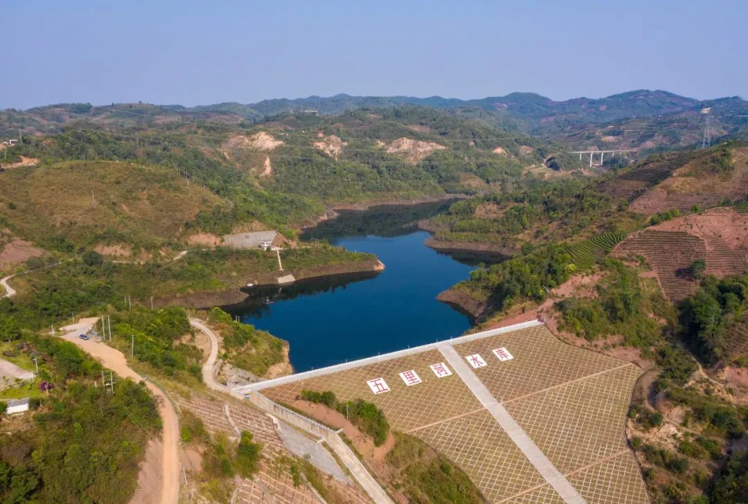 马兰箐水库马兰箐水库(摄于2019年夏)箐门口水库(摄于2018年春)箐门口