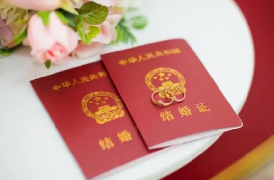 结婚登记喜爱挑选的日子,为避免5月20日当日出现拥挤现象,砀山县民政