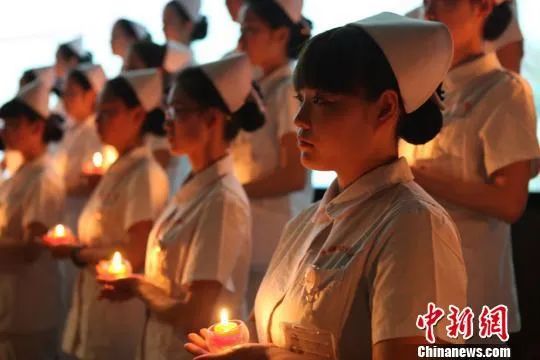 给予病人温暖与帮助, 他们,就是我们身边的