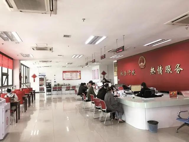 硚口区民政局婚姻登记处办证大厅
