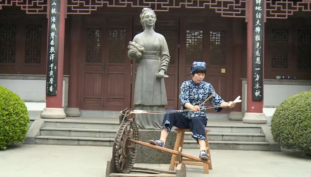 泾彩微课堂 黄婆婆,教我纱,和我们走近三锭纺纱