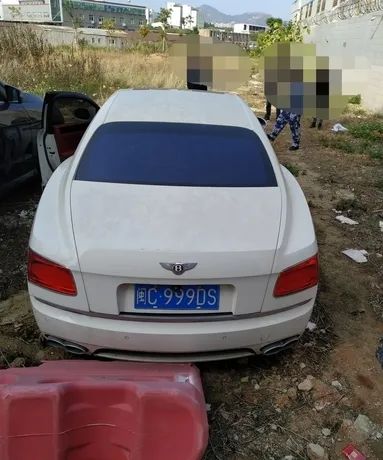 豪车专场百万宾利30万保时捷带回家