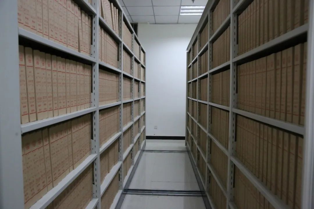 一键归档后,纸质卷宗留存本地档案室管理