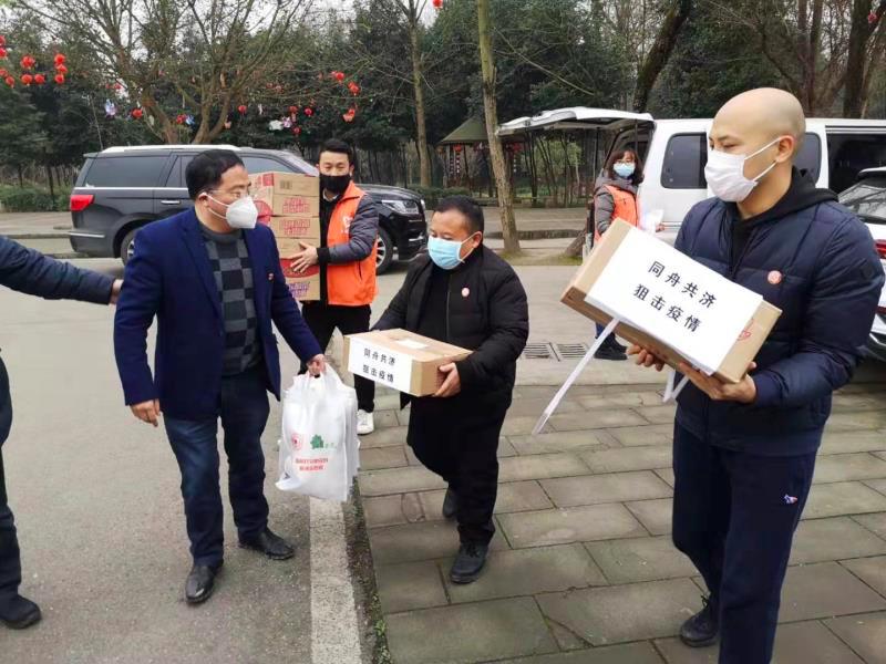 爆发后,叶玉明夫妇第一时间从老家邛崃市南宝山镇静室村回到了新津