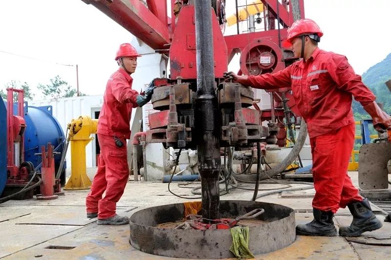 江汉石油工程公司11支钻井队入围中石油页岩气项目!